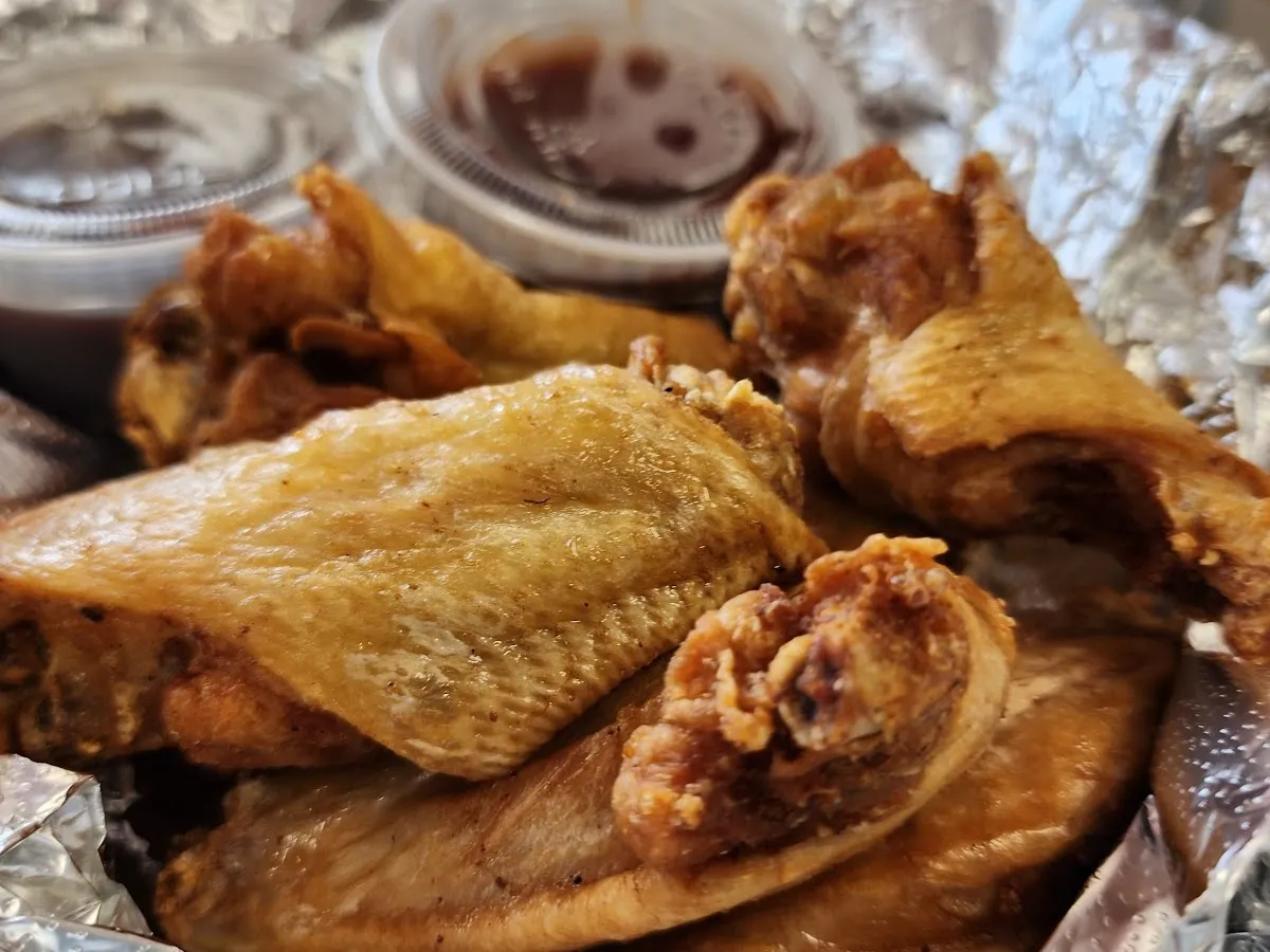 Antneys grub photo 4