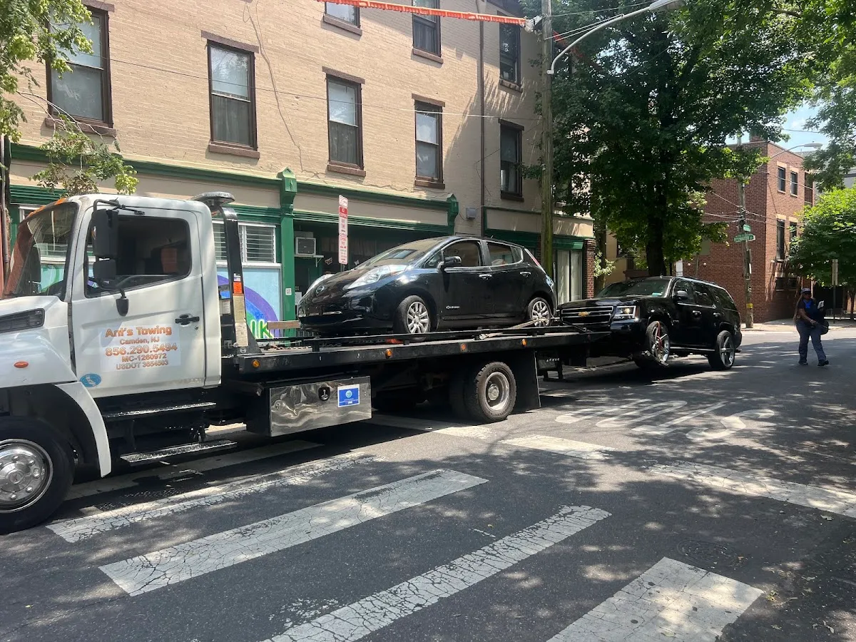 Ant's Towing LLC