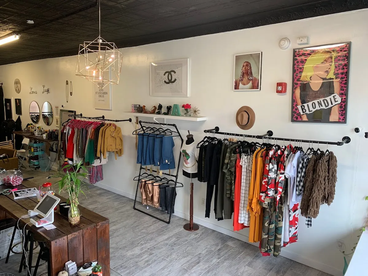 Apple Butter Boutique photo 2