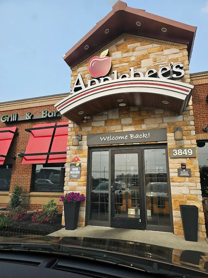 Applebee's Grill + Bar
