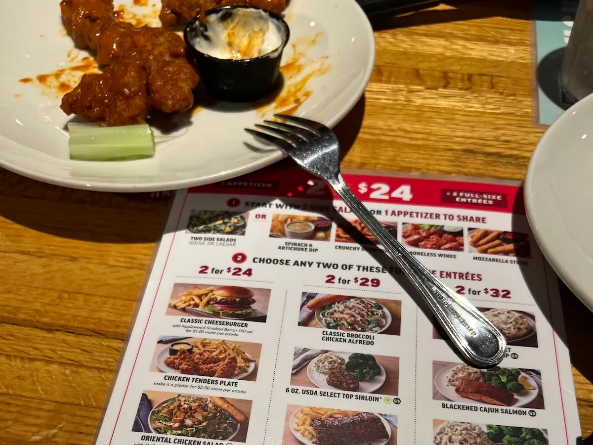 Applebee's Grill + Bar
