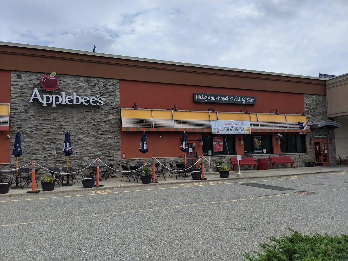 Applebee's Grill + Bar photo 4