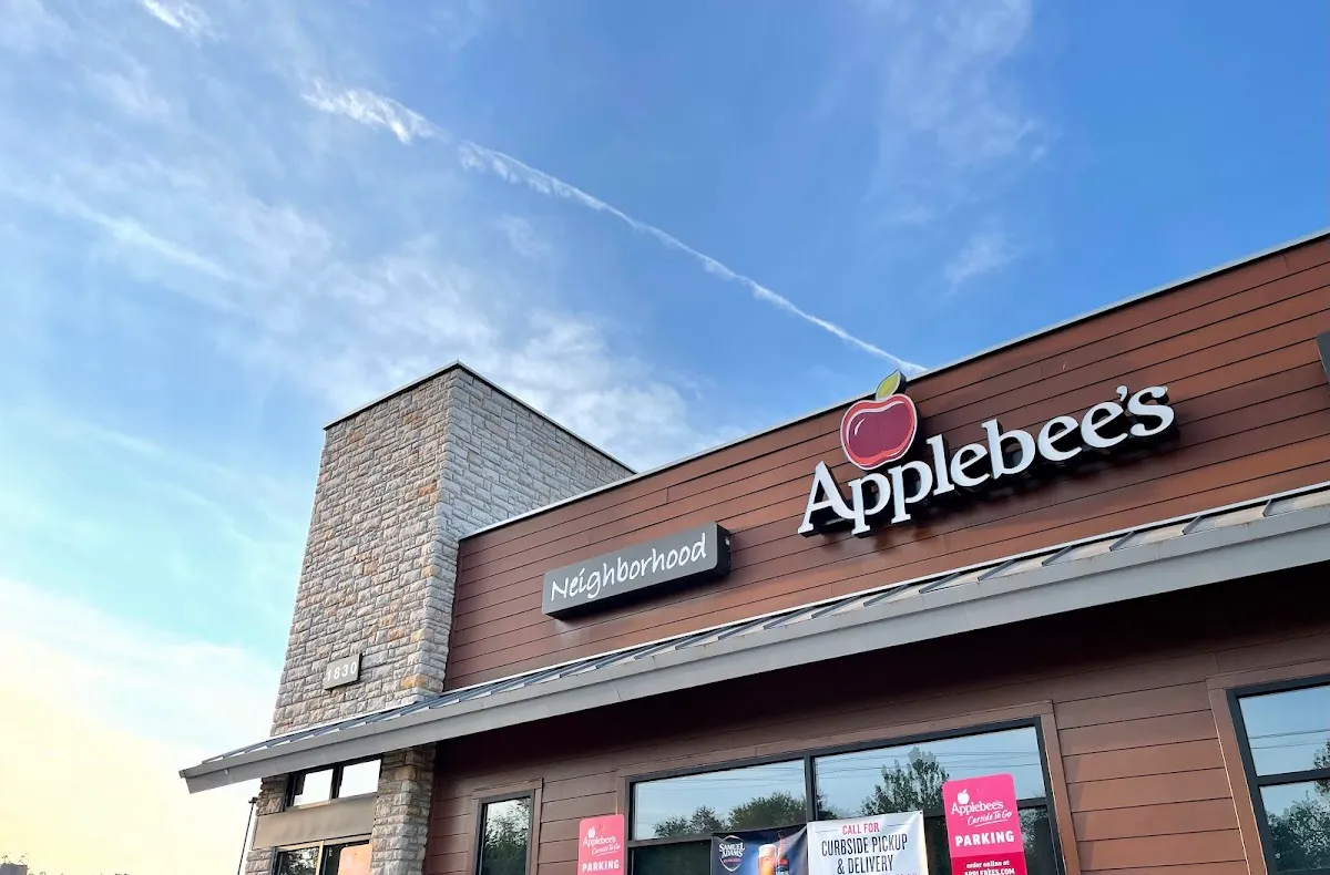 Applebee's Grill + Bar photo 2