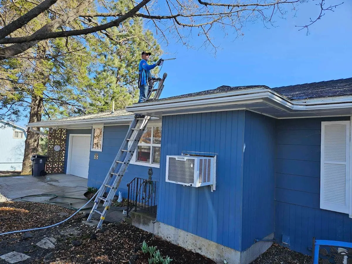 Aqua Clean Pressure Washing, LLC