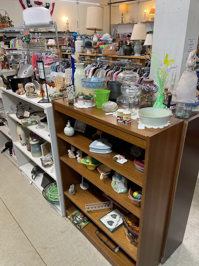 Arc-Salem County Thrift Shop photo 3