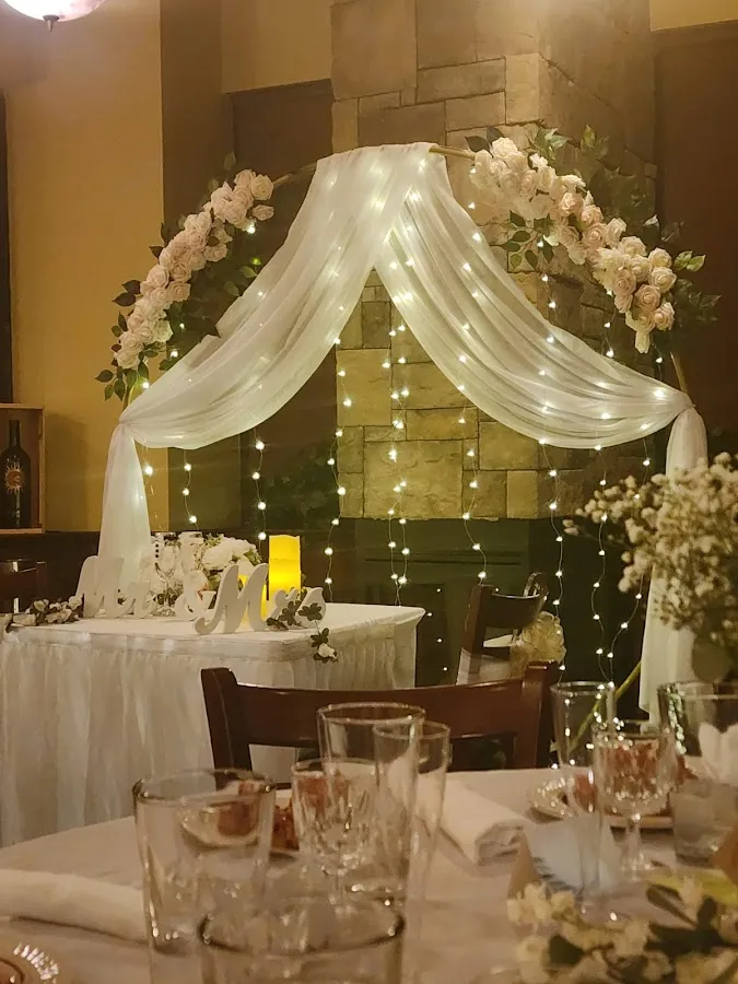 Ariana's Kitchen & Catering