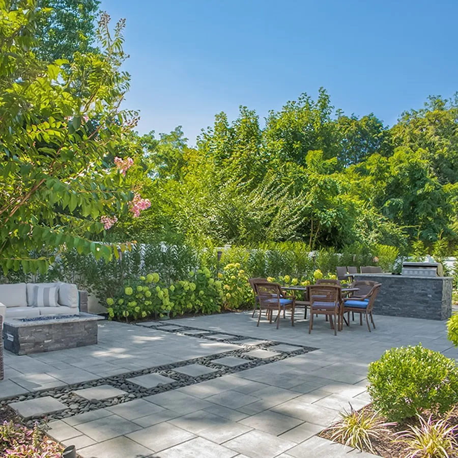 Artistic Landscape Features