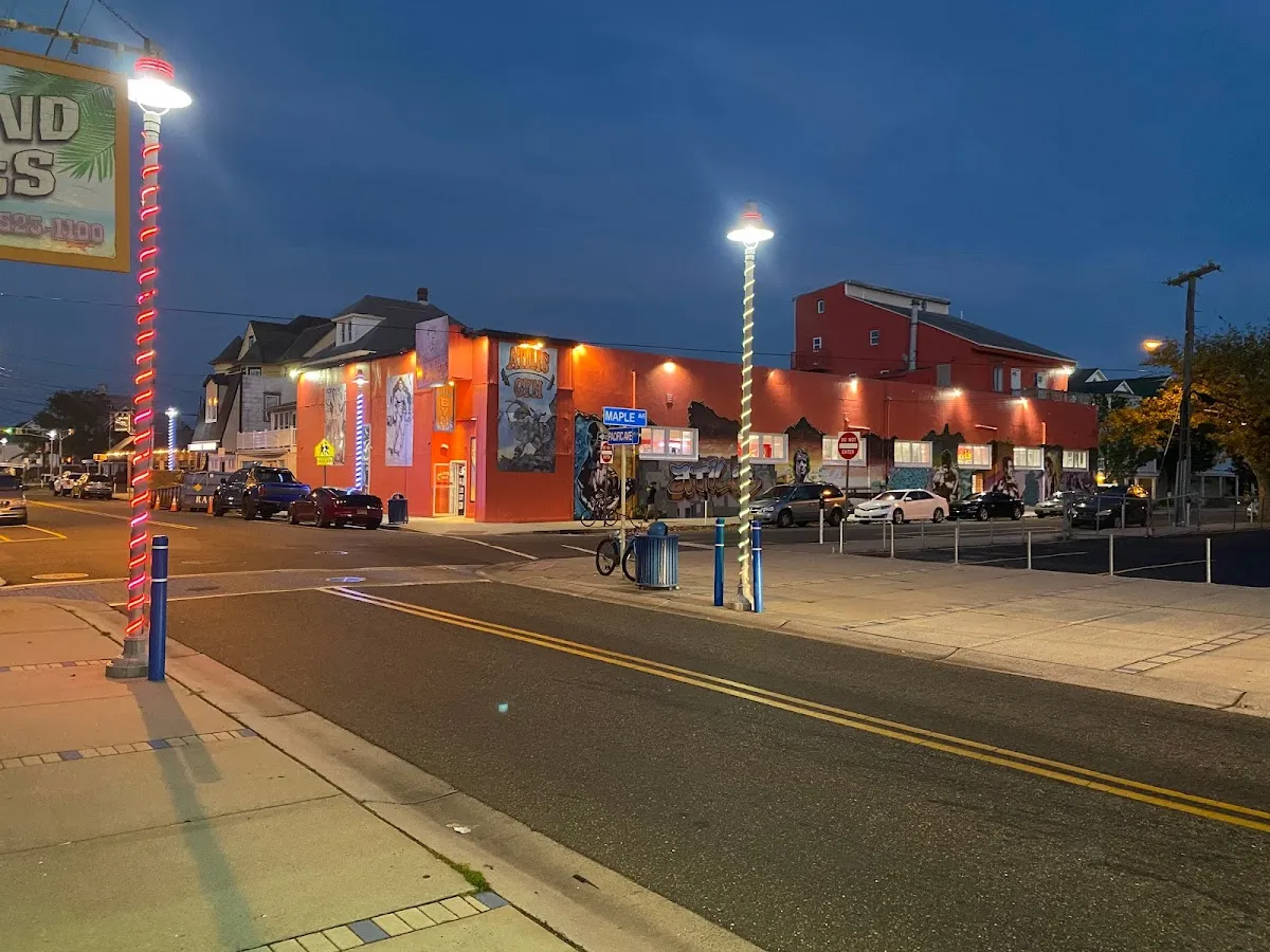 Atilis Gym, Wildwood