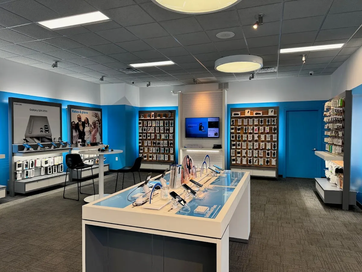 AT&T Store photo 2