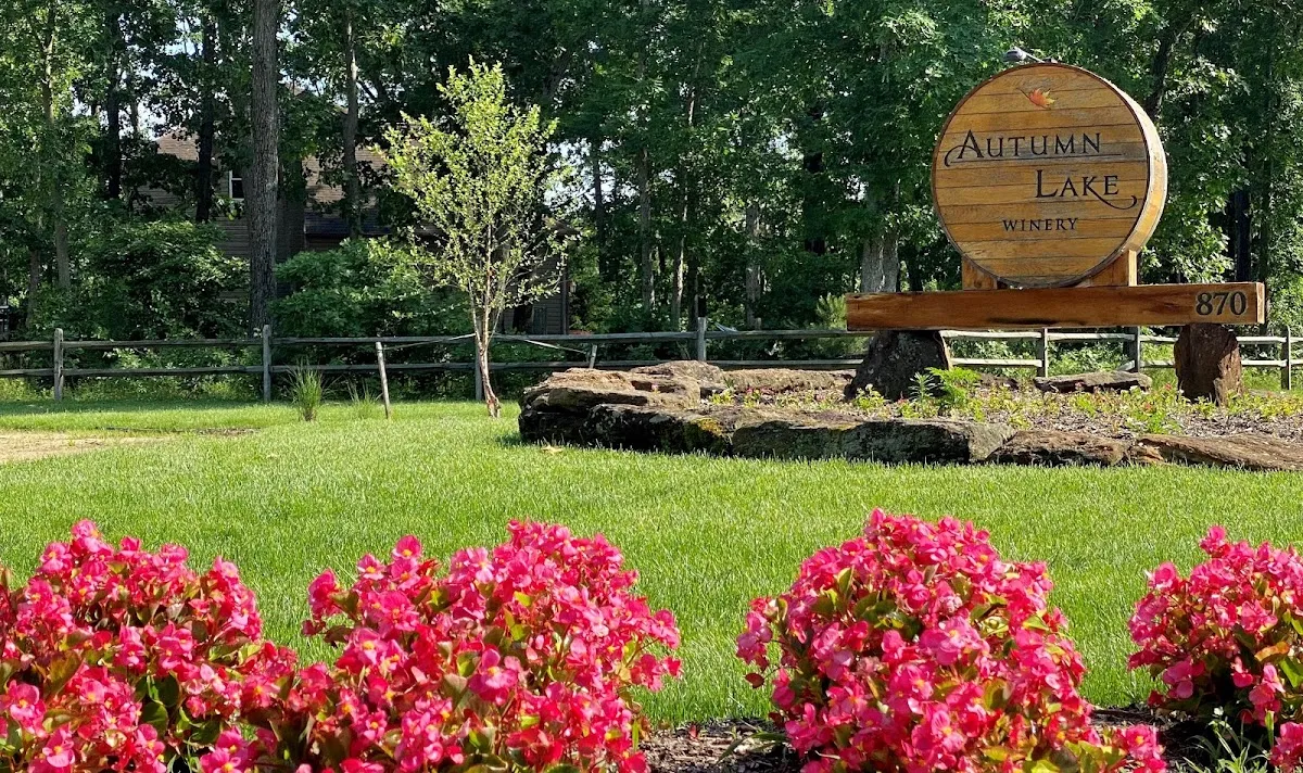 Autumn Lake Winery