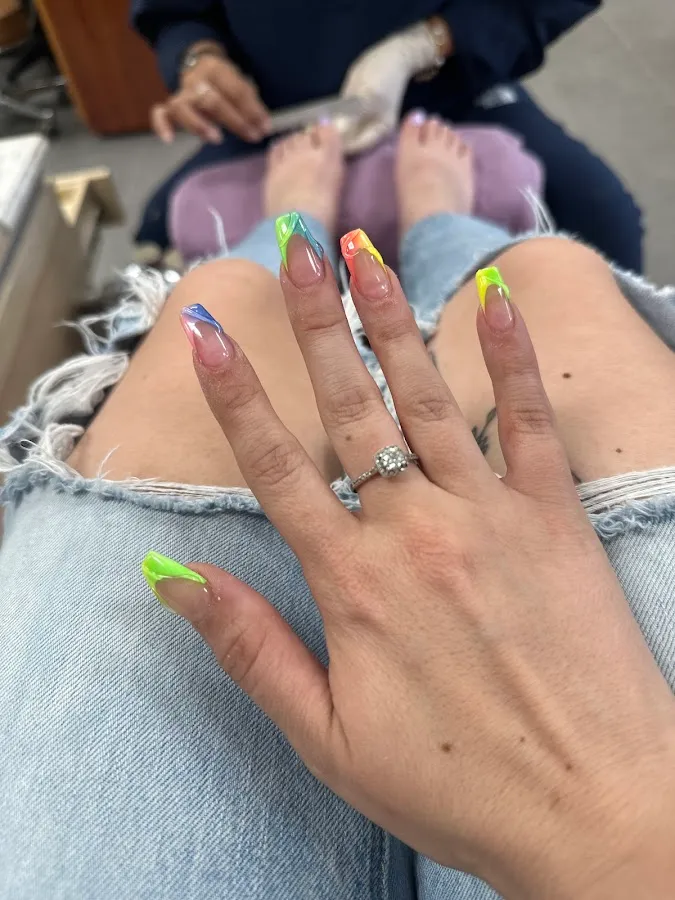 Avalon Nails
