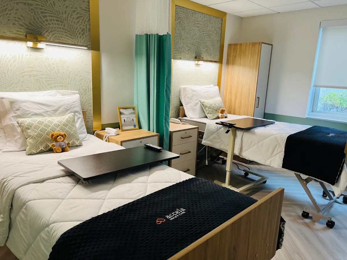 Avalon Rehab and Care Center photo 3