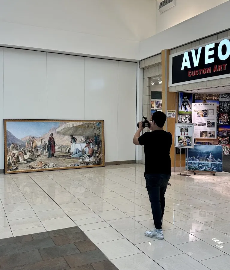 AVEO Art Gallery photo 2
