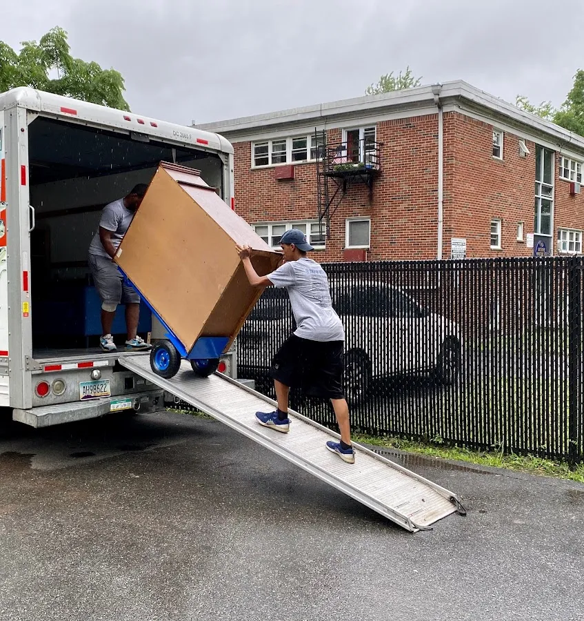 B & M Moving and Cleaning Services LLC photo 2