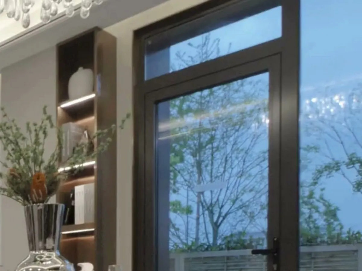 Barbara Stein - Group Twenty Six Real Estate photo 2