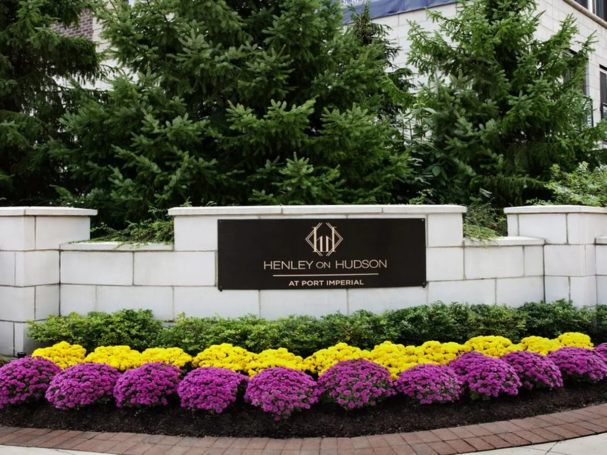 Barbara Stein - Group Twenty Six Real Estate photo 3