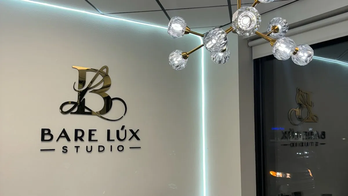 BareLúx Studio
