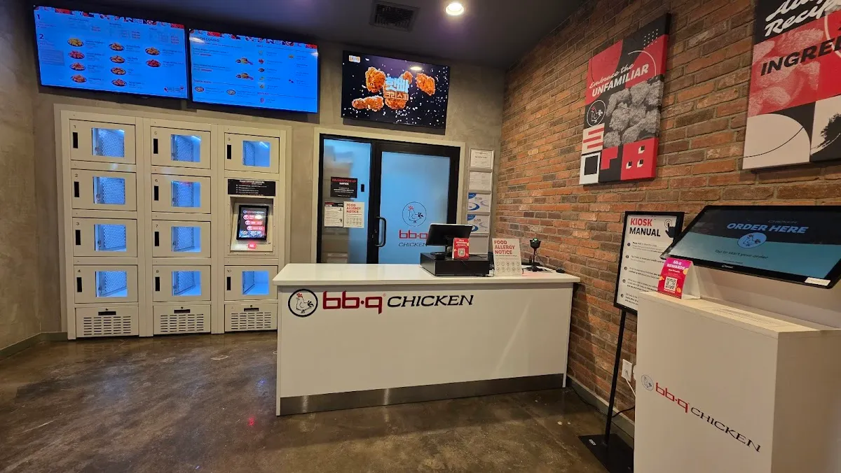bb.q Chicken Englewood photo 5