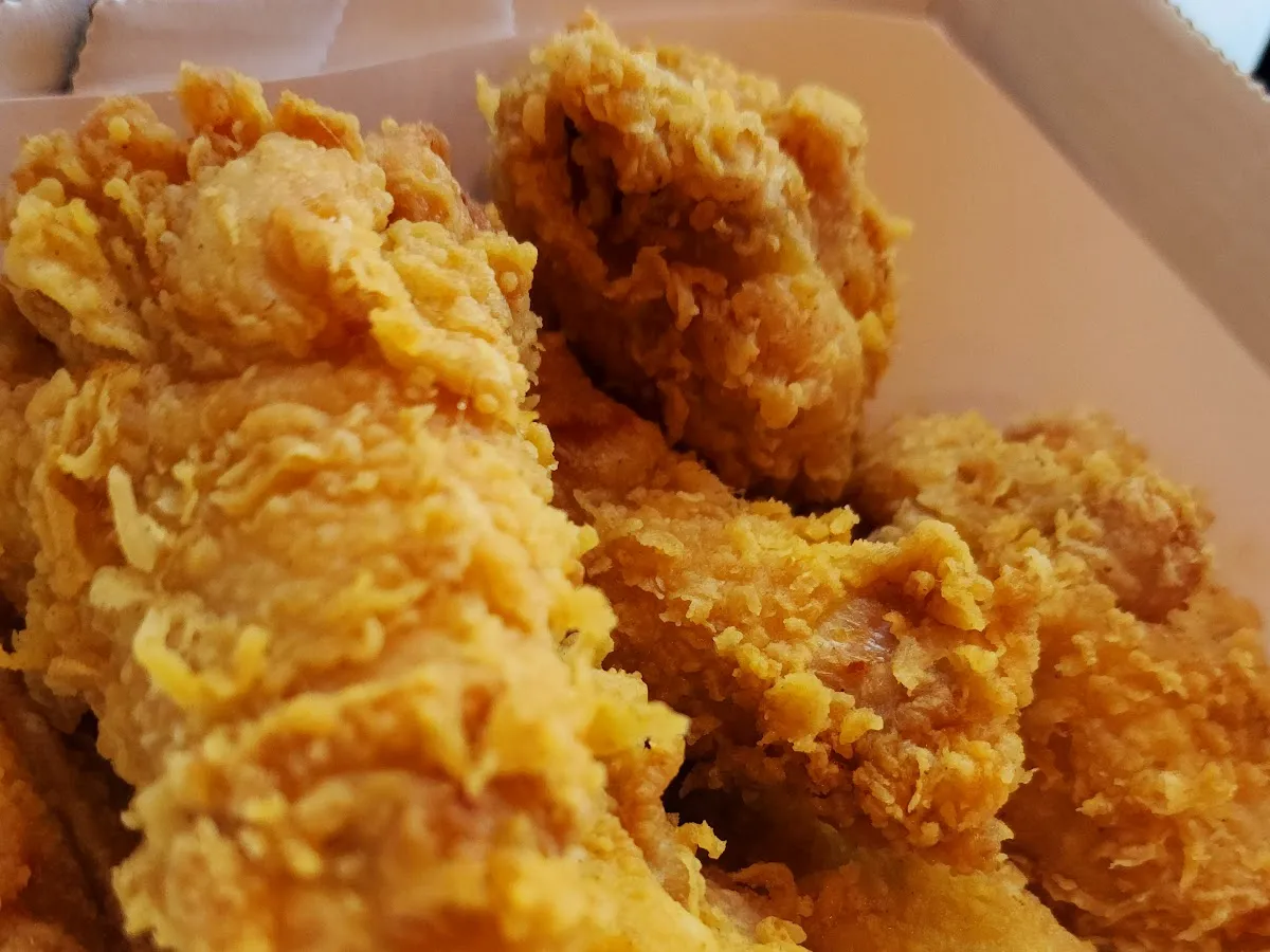 bb.q Chicken Garfield photo 4