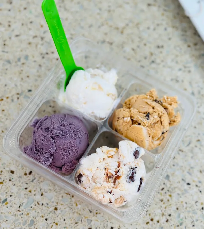 Bears Country Custard