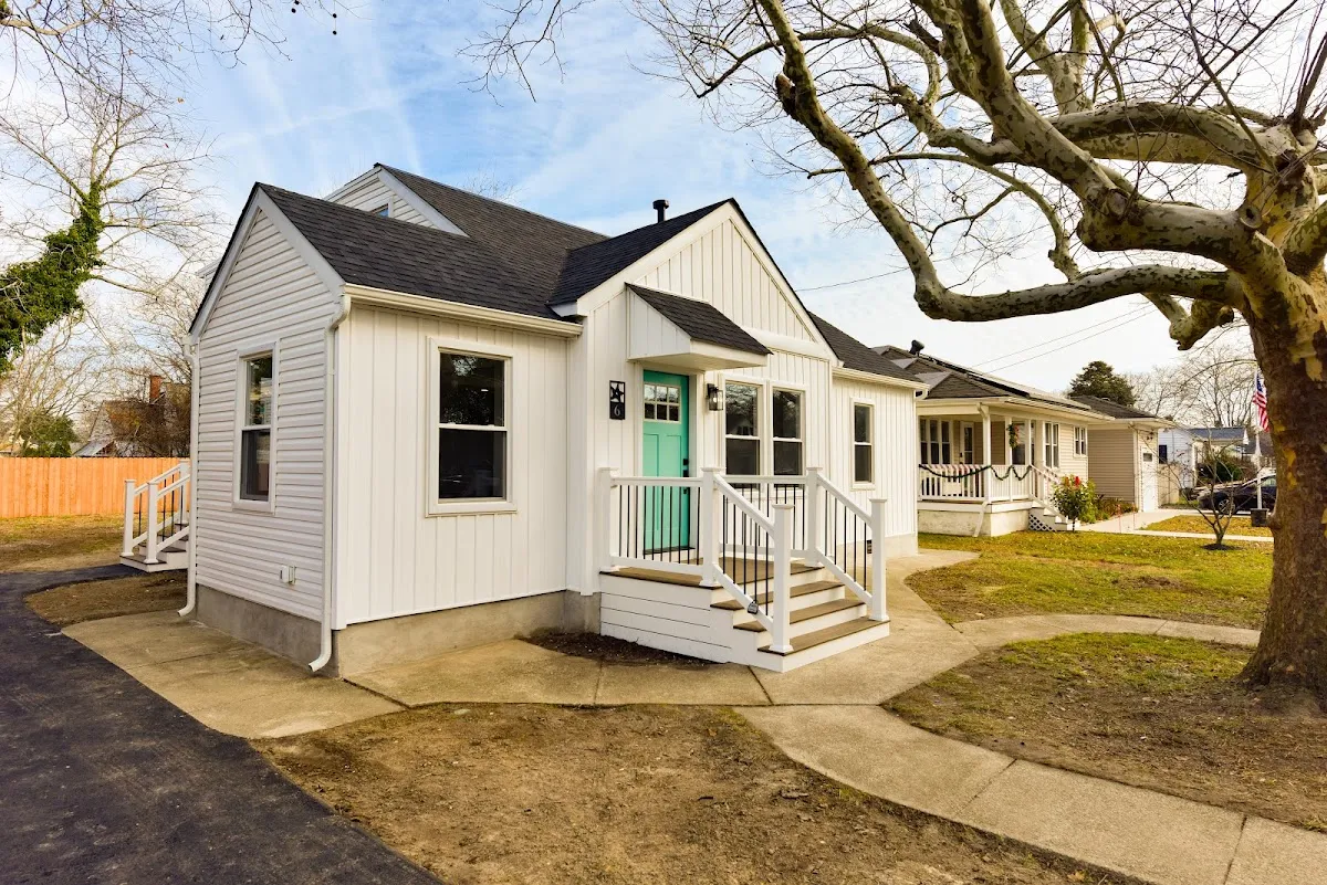 Beata Lagares Realtor - BayaSellsHomes