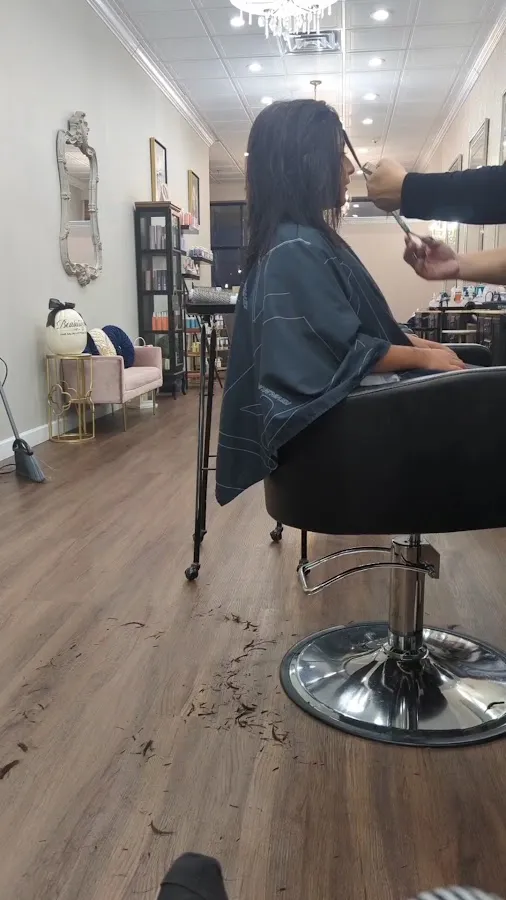 Beautique Hair Salon & Styling Bar photo 3