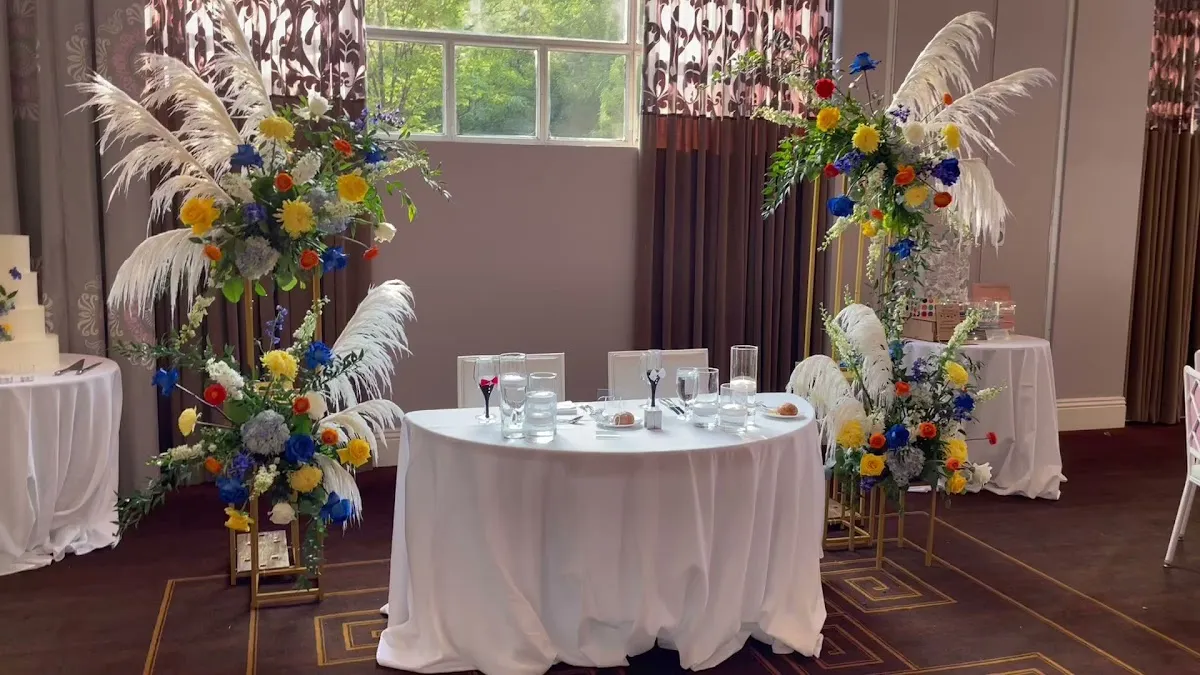 Bella Buds & Co photo 3