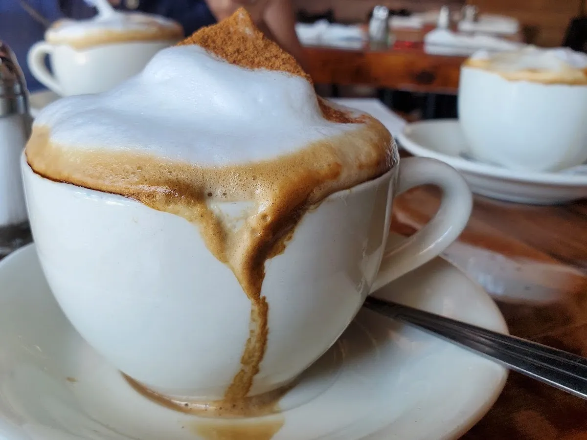 Bella Trattoria E Pizzeria photo 5