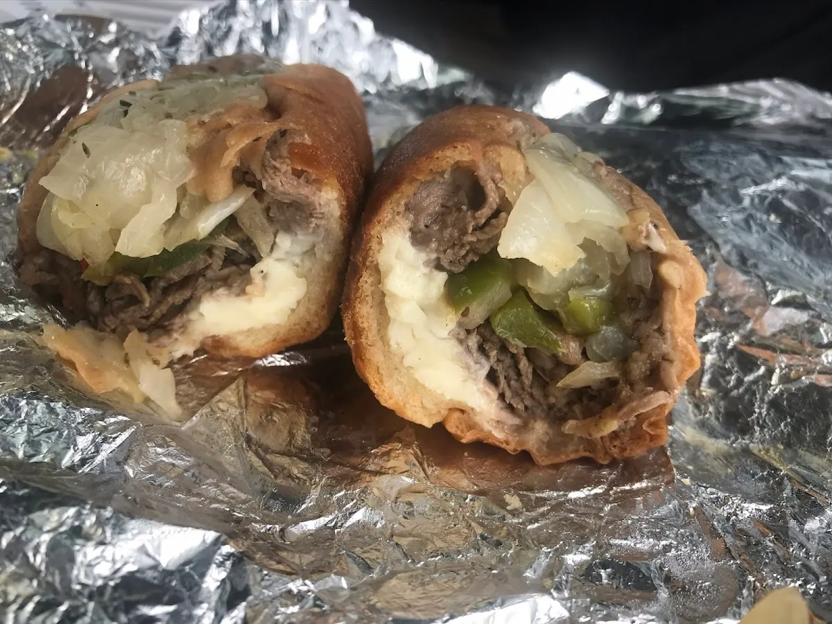 Bell's Philly Grill photo 4