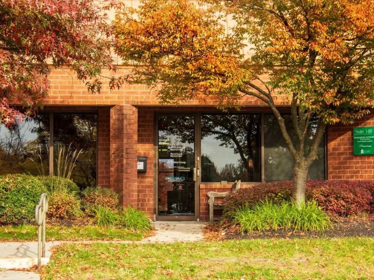 Berkshire Hathaway HomeServices, Fox & Roach, Realtors: Marina Smirnova photo 3