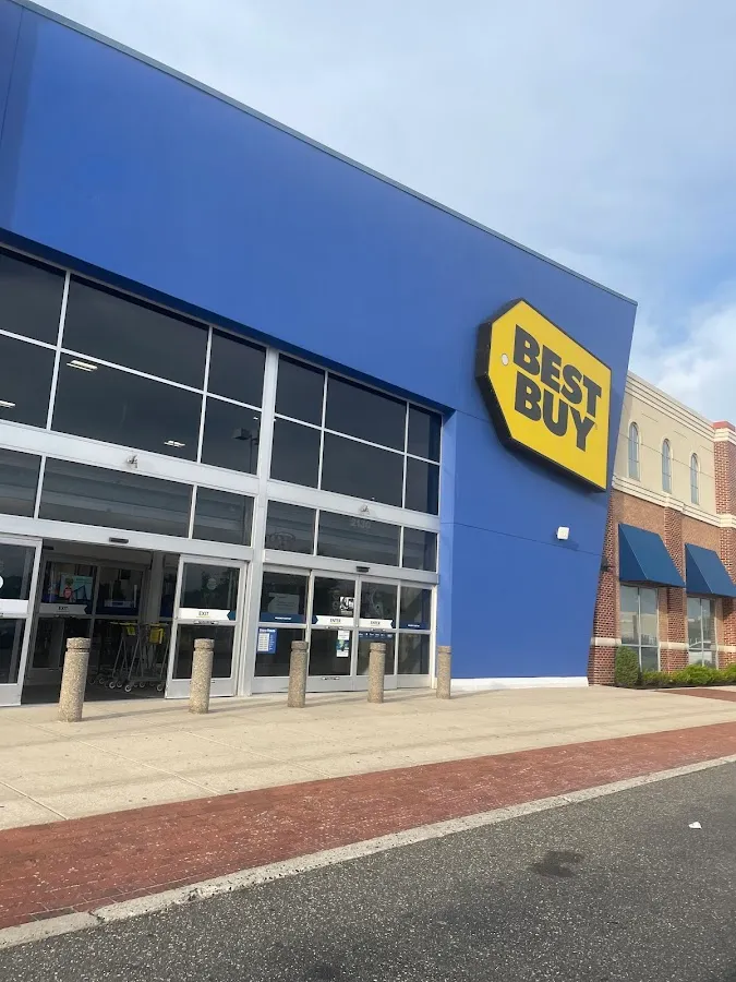 Best Buy photo 2
