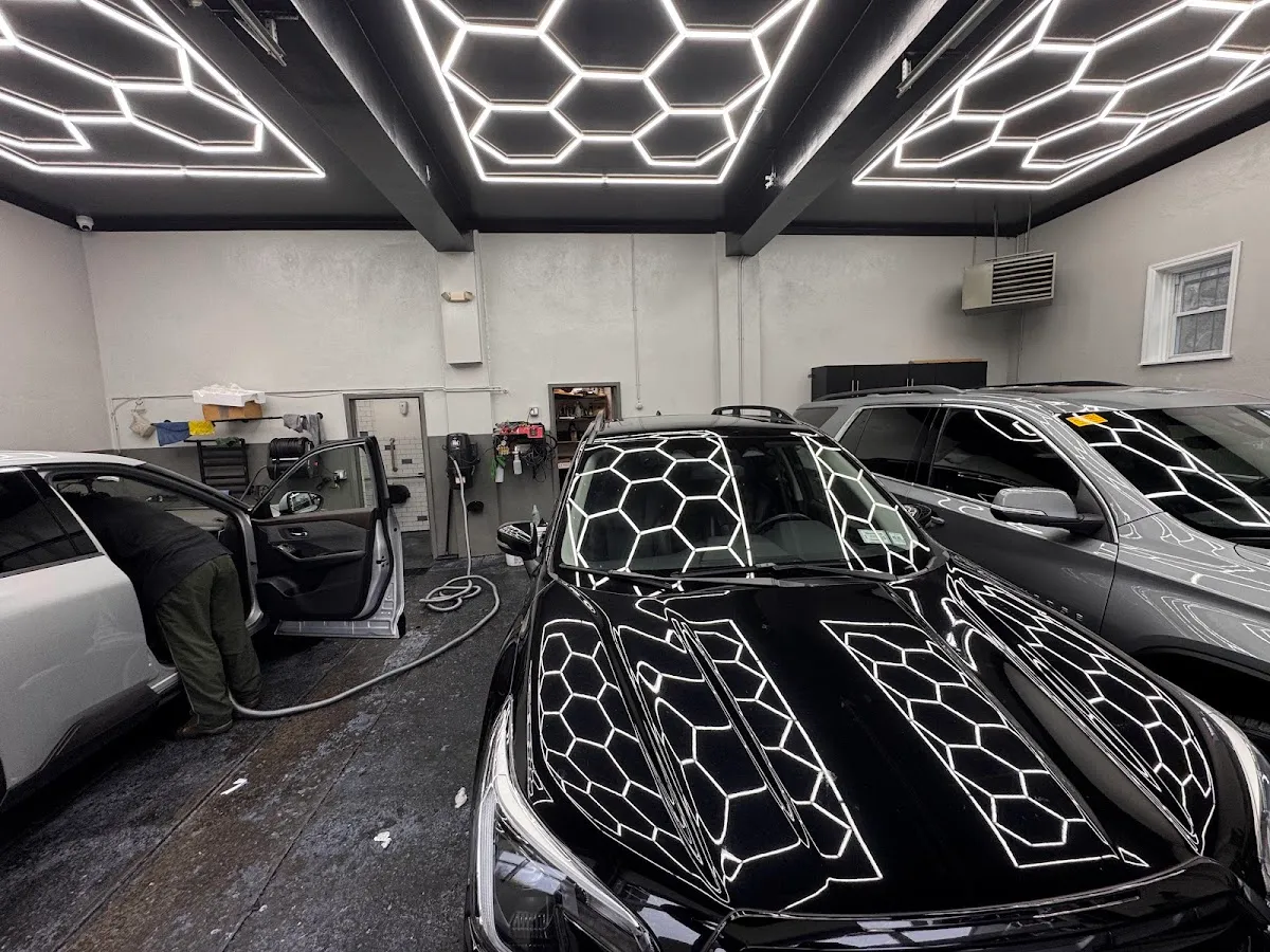 Billy's Hand Car Wash & Detail Center