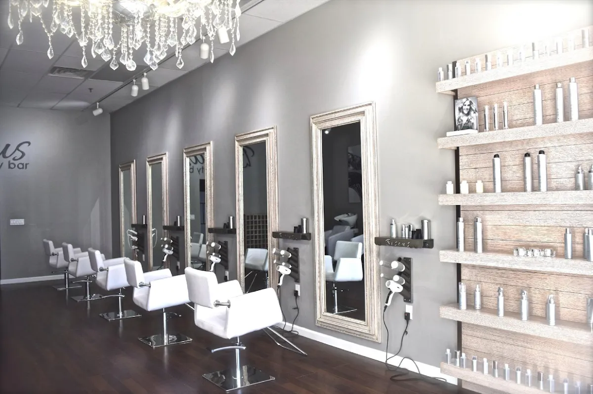 Bisous Beauty Bar photo 3