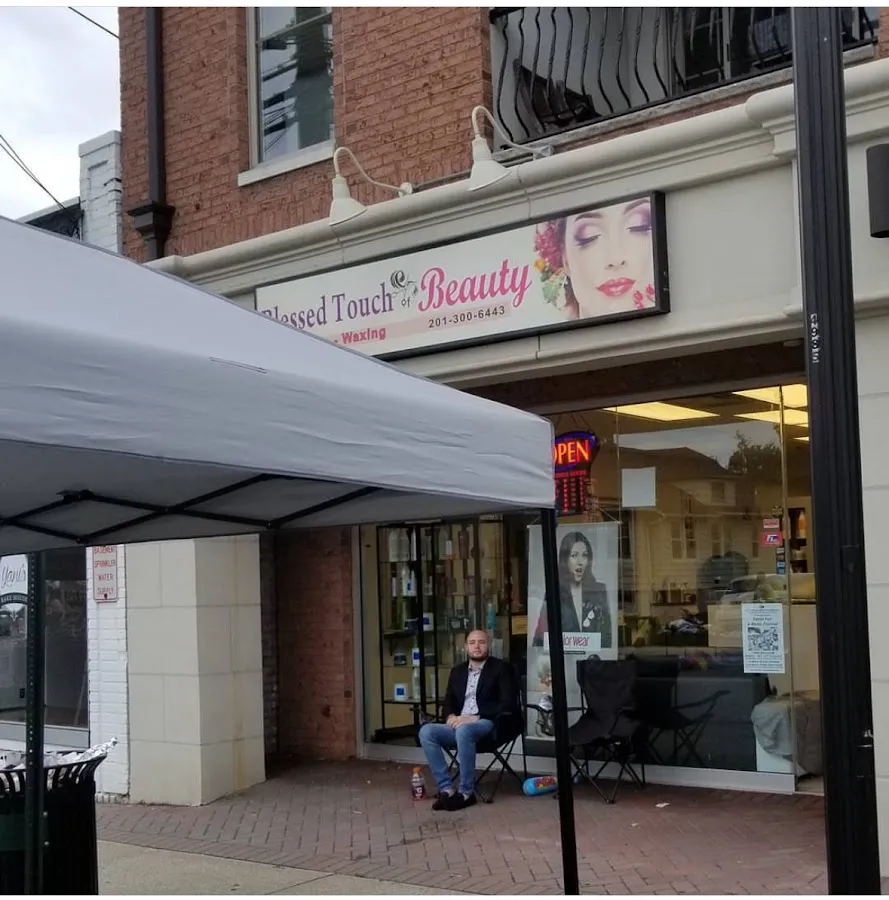 Blessed Touch of Beauty Dominican beauty salon photo 2