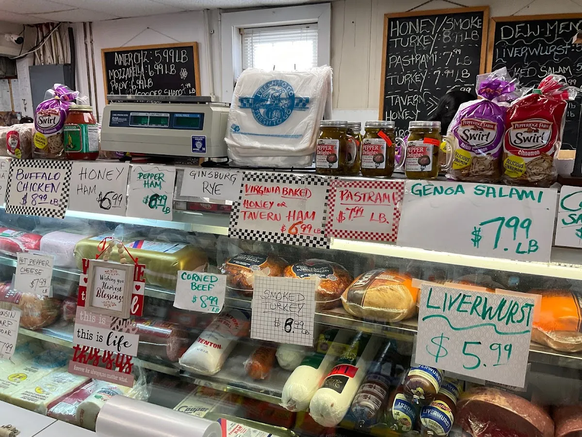 Blitz's Hole In the Wall Market photo 4