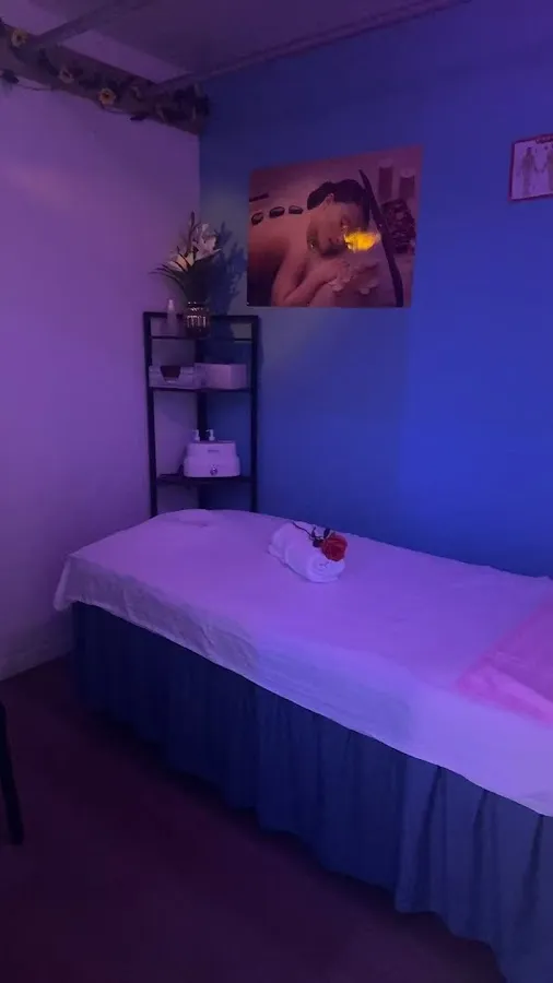 Blue acupressure photo 3