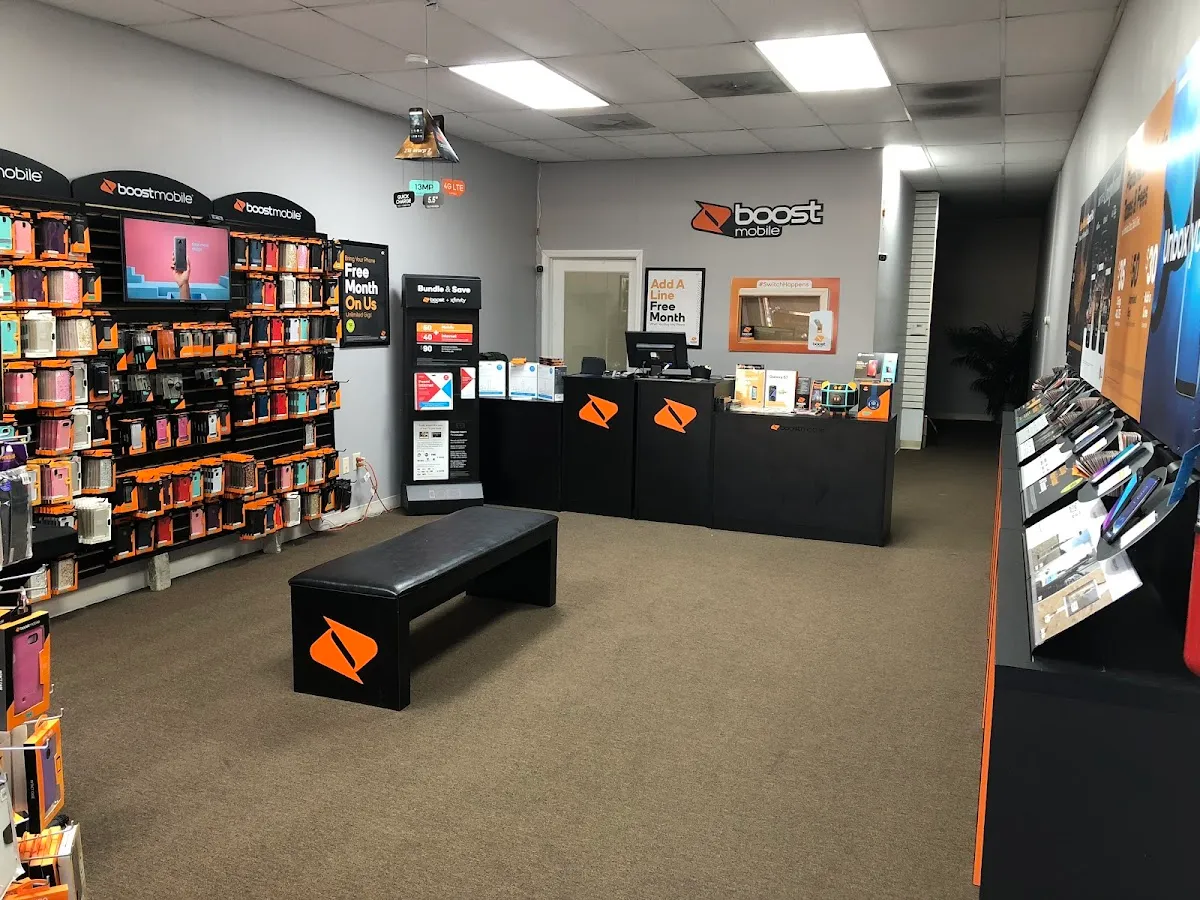 Boost Mobile photo 3