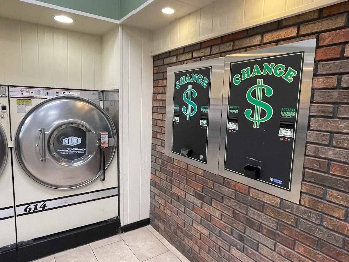 Boulevard Laundromat