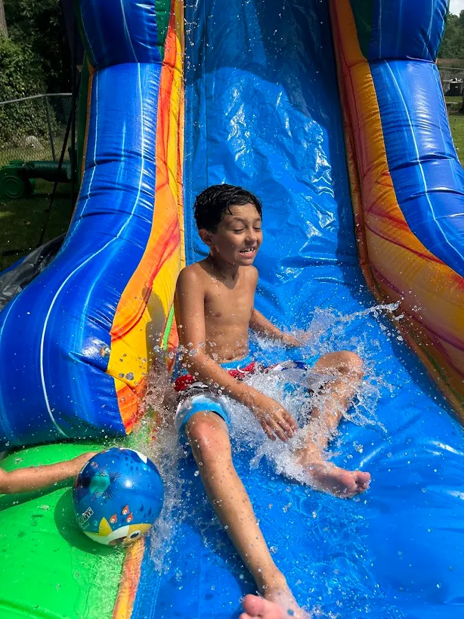 Bouncin Buddies LLC photo 2