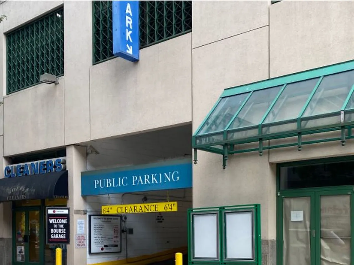Bourse Parking Garage - ProPark