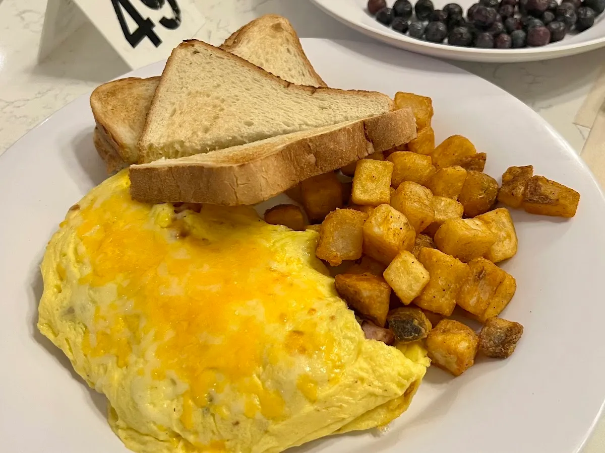 Breakfast Time photo 4