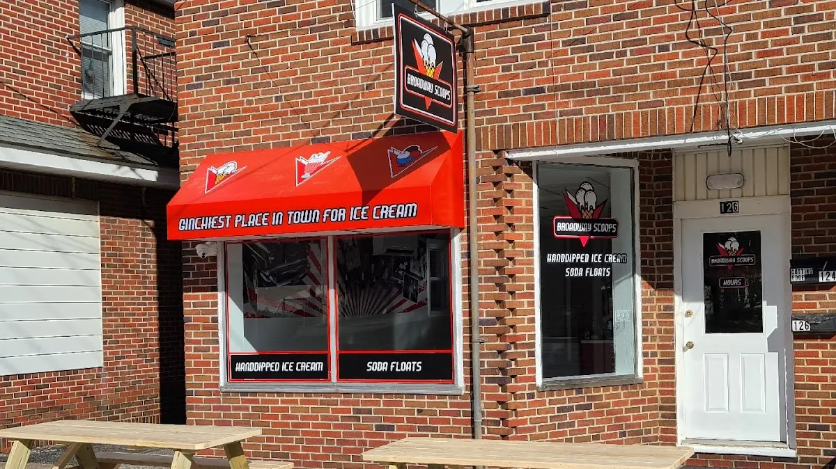 Broadway Scoops photo 2