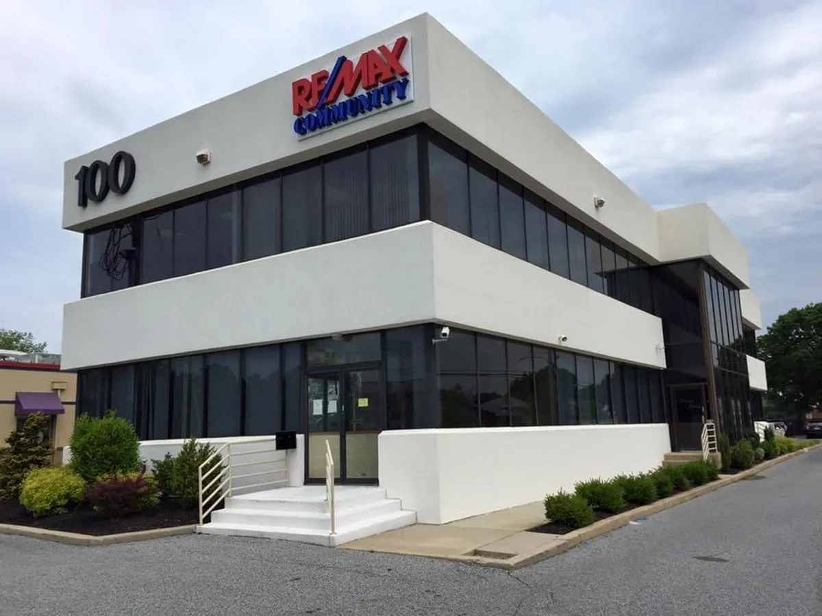 Broker Anthony Iovino - RE/MAX Community Williamstown