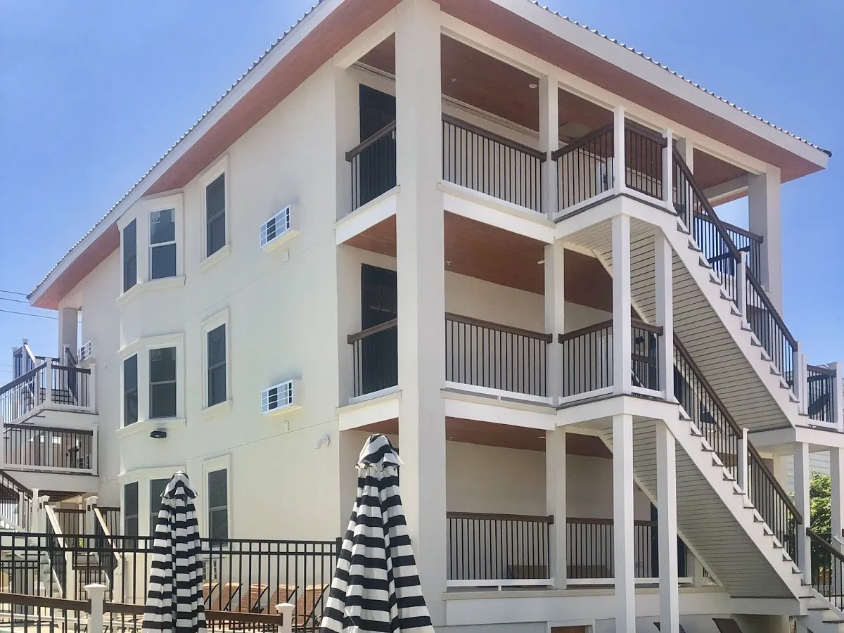 Brooklyn Beach Club photo 5