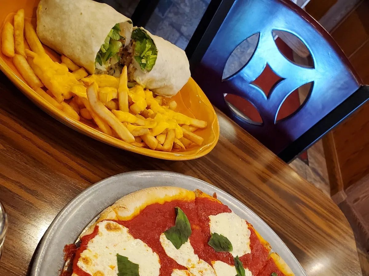 Brother's Pizza photo 4