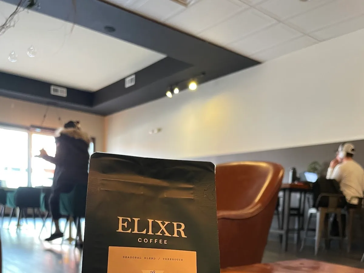 Brown Dog Café photo 3