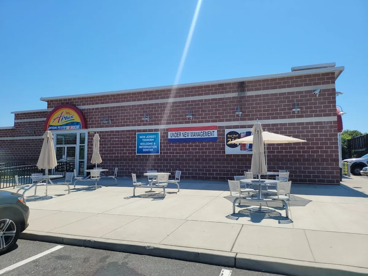 Bruce Willis Service Area photo 3