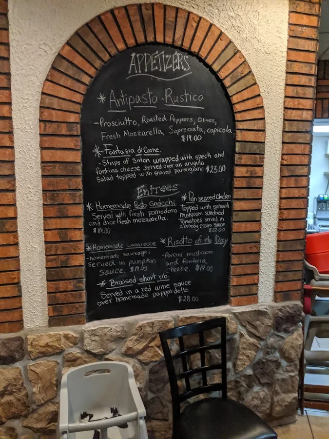 Bruno's Pizzeria and Restaurant photo 5