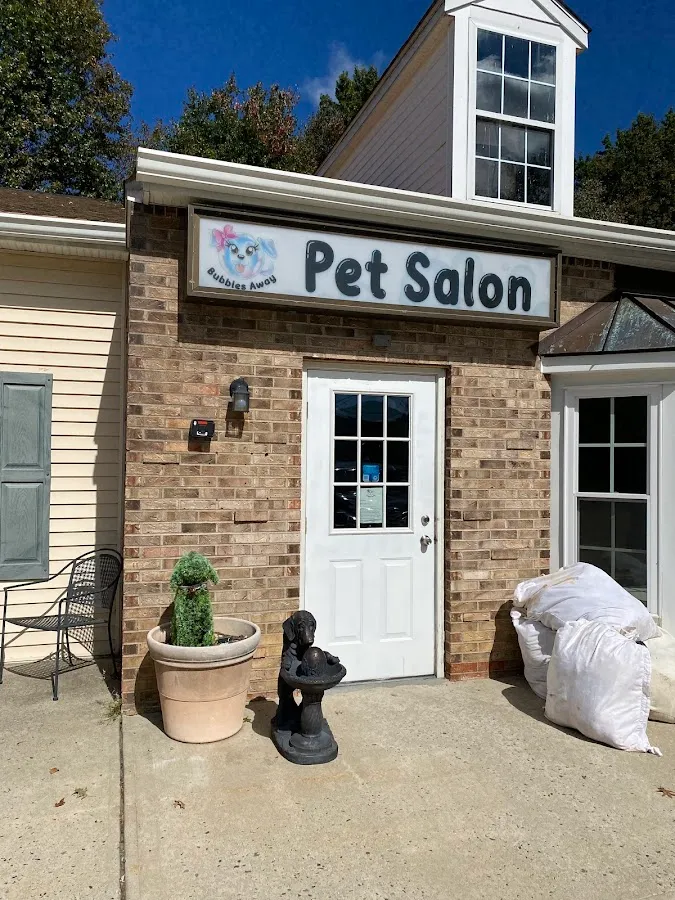 Bubbles Away Pet Salon photo 2