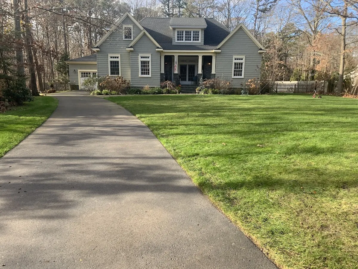 Bult's Landscaping photo 2